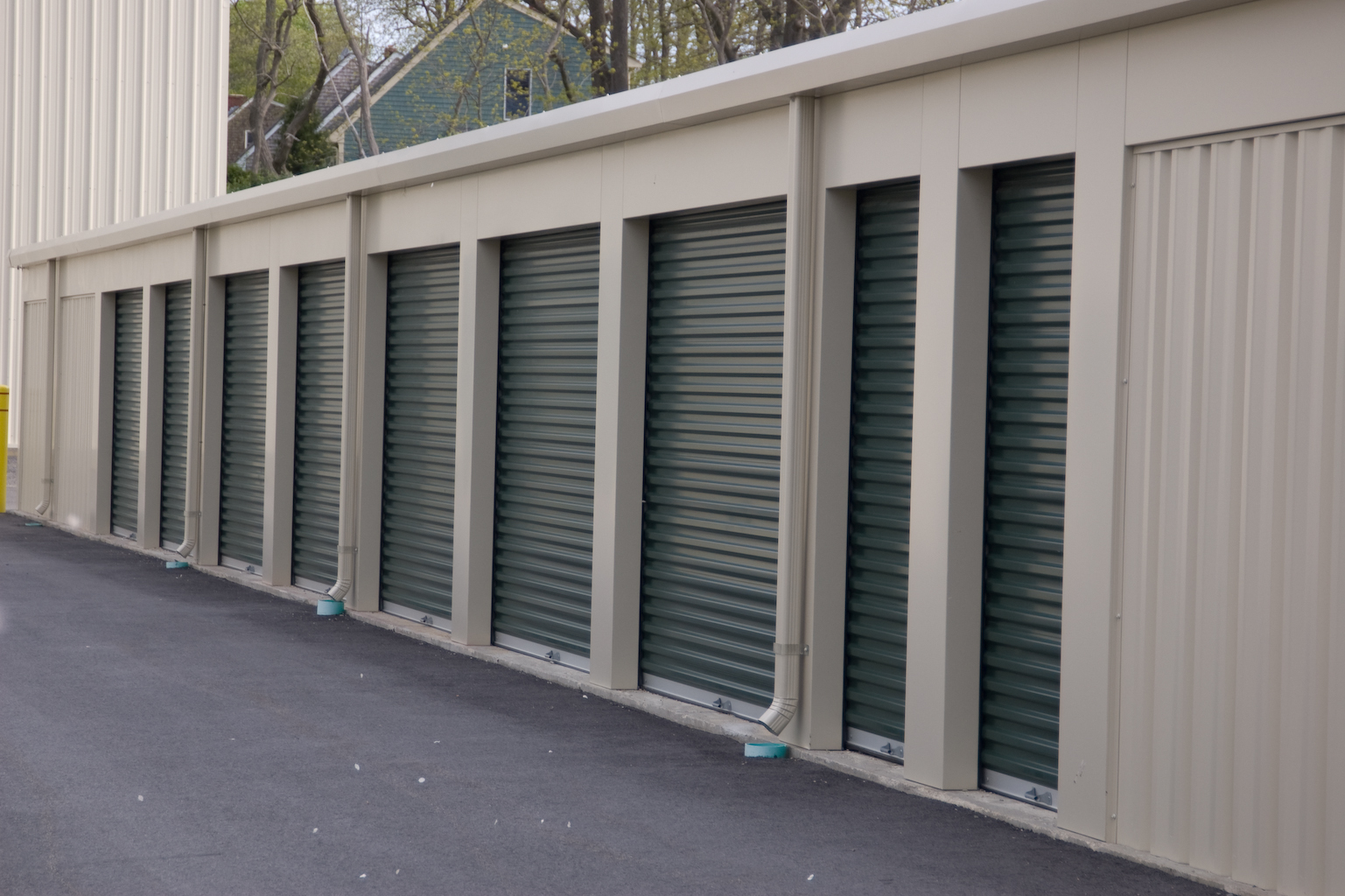 Franklin Self Storage exterior storage units